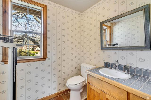 20 Rosedale Rd, Calistoga, CA 94515