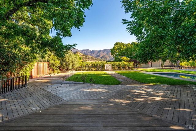 20 Rosedale Rd, Calistoga, CA 94515