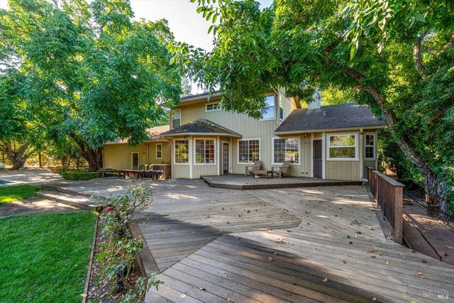 20 Rosedale Rd, Calistoga, CA 94515