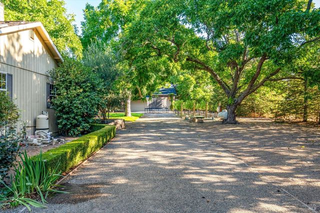 20 Rosedale Rd, Calistoga, CA 94515