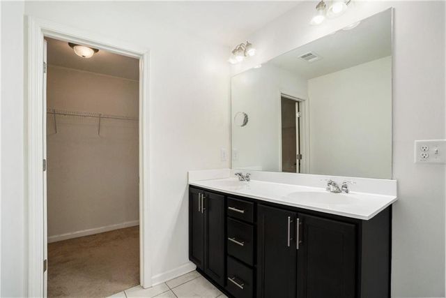 7736 Rutgers Circle S, Fairburn, GA 30213