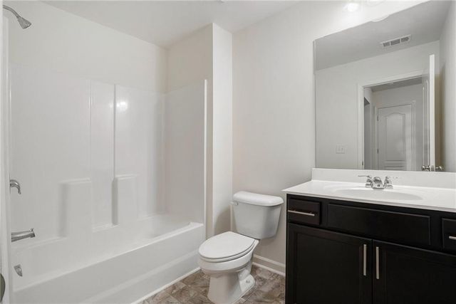 7736 Rutgers Circle S, Fairburn, GA 30213