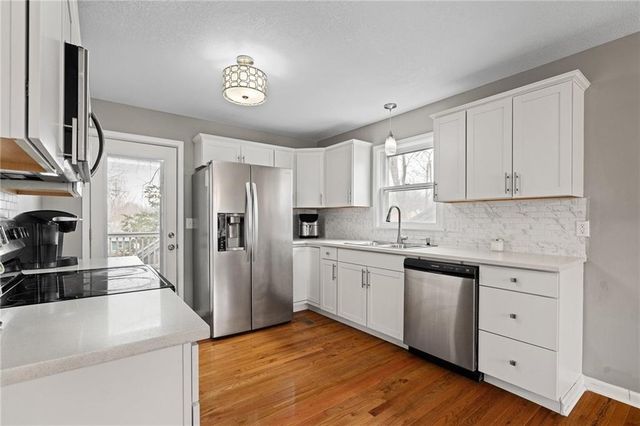 912 NE 108th Terrace, Kansas City, MO 64155