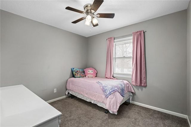 912 NE 108th Terrace, Kansas City, MO 64155