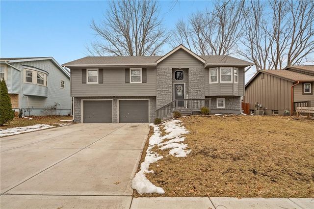 912 NE 108th Terrace, Kansas City, MO 64155