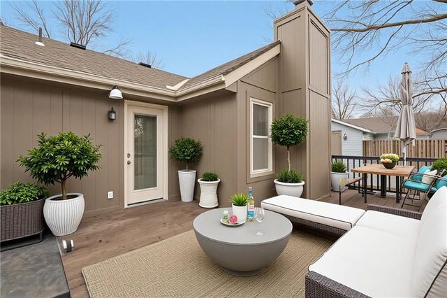 912 NE 108th Terrace, Kansas City, MO 64155