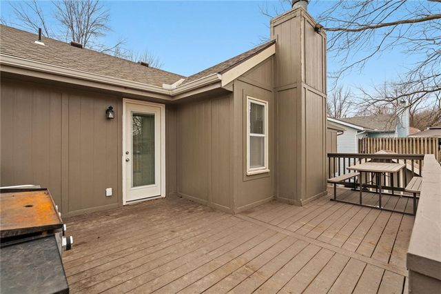 912 NE 108th Terrace, Kansas City, MO 64155