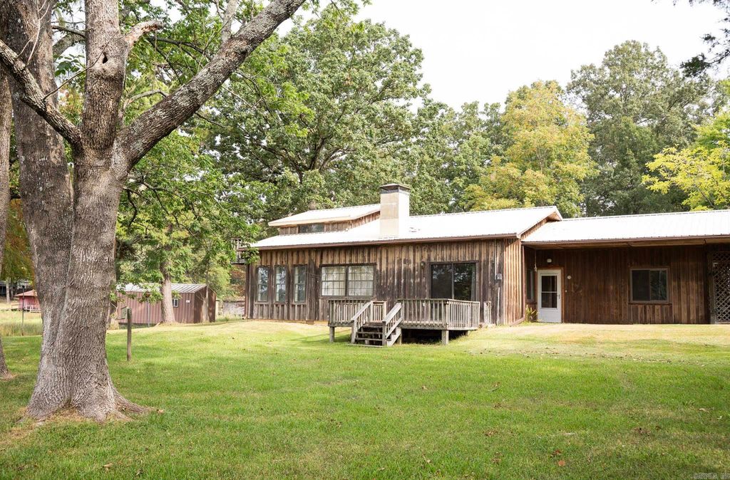 12 S Dogwood Dr., Mayflower, AR 72106