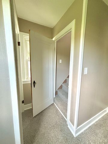 105 S Monroe Street, Blissfield, MI 49228