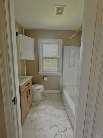 105 S Monroe Street, Blissfield, MI 49228