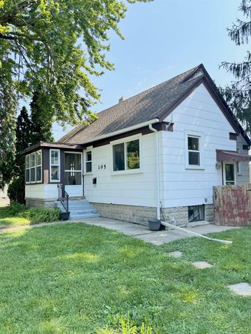 105 S Monroe Street, Blissfield, MI 49228