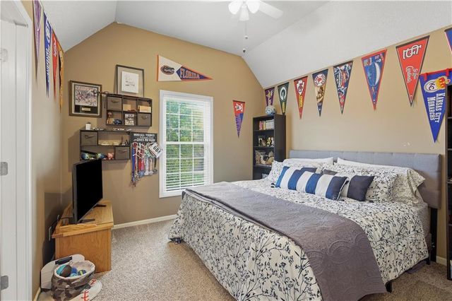 21727 W 96 Street, Lenexa, KS 66220