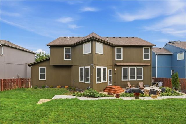 21727 W 96 Street, Lenexa, KS 66220