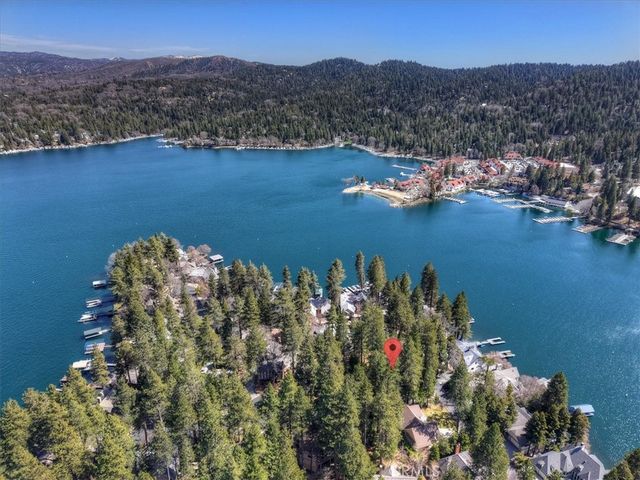 28018 Peninsula, Lake Arrowhead, CA 92352