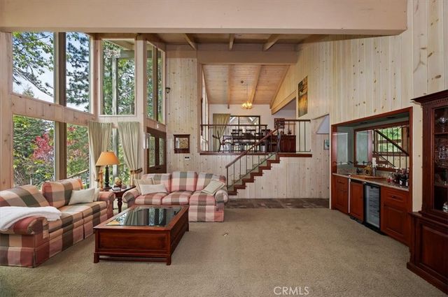 28018 Peninsula, Lake Arrowhead, CA 92352