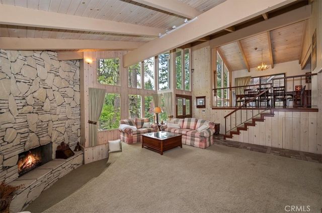 28018 Peninsula, Lake Arrowhead, CA 92352