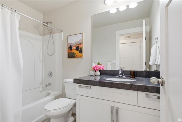 7856 S FARM HOUSE, Midvale, UT 84047