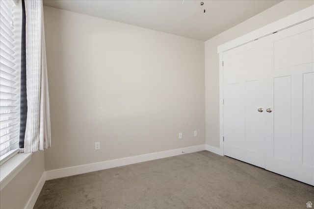 7856 S FARM HOUSE, Midvale, UT 84047