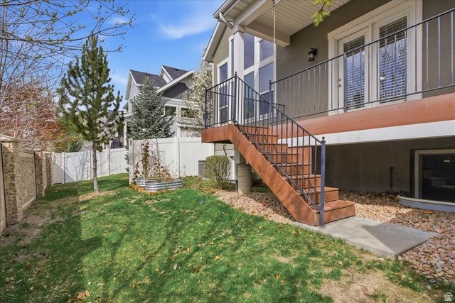 7856 S FARM HOUSE, Midvale, UT 84047