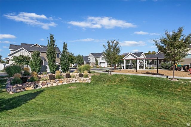 7856 S FARM HOUSE, Midvale, UT 84047