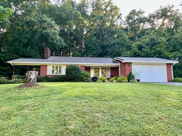 1875 Highway 1326, Mt Vernon, KY 40456