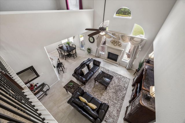 2207 Hannah Creek Court, Pearland, TX 77089