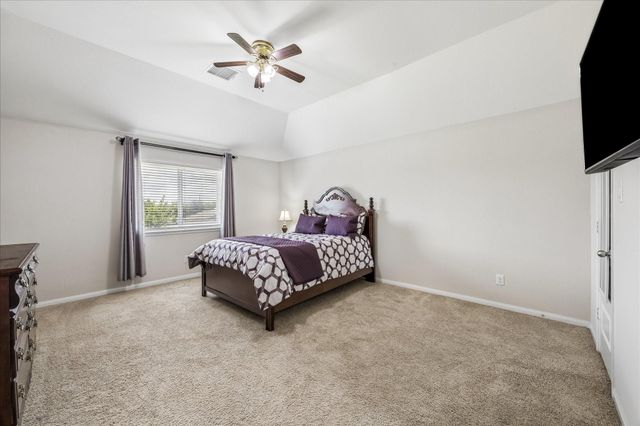 2207 Hannah Creek Court, Pearland, TX 77089