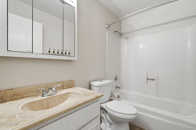 1505 E SOUTHERN Avenue, Tempe, AZ 85282