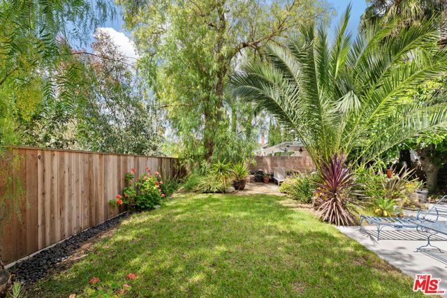 26926 De Berry Drive, Agoura Hills, CA 91301