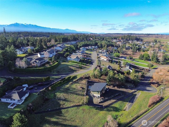 293 Moonlight Drive, Sequim, WA 98382