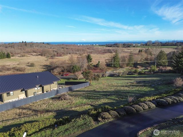 293 Moonlight Drive, Sequim, WA 98382