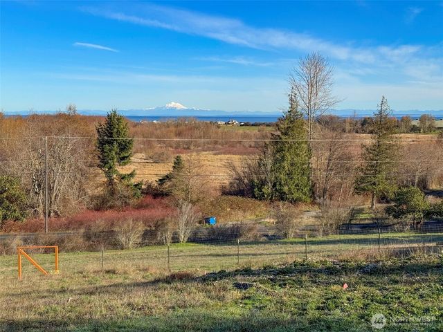 293 Moonlight Drive, Sequim, WA 98382