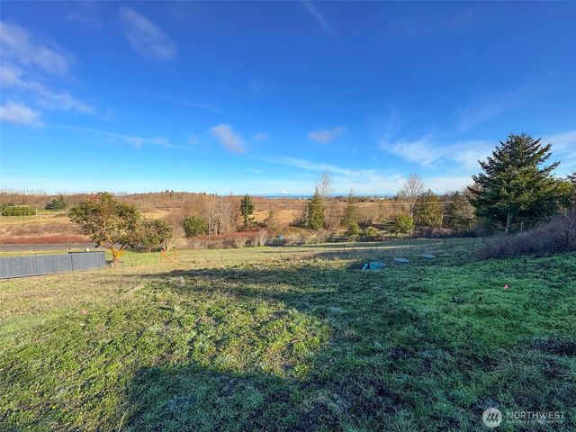 293 Moonlight Drive, Sequim, WA 98382