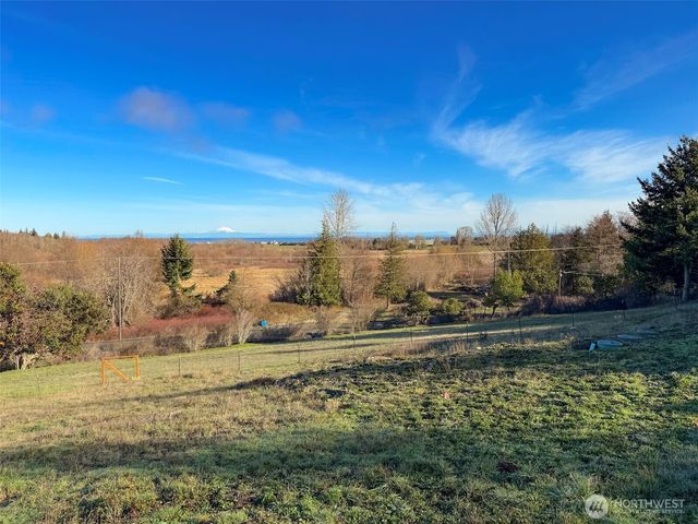 293 Moonlight Drive, Sequim, WA 98382