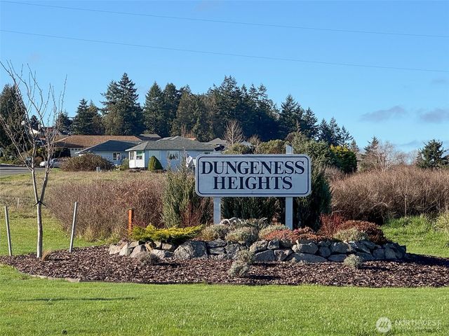 293 Moonlight Drive, Sequim, WA 98382