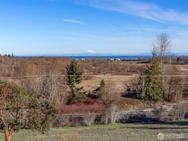 293 Moonlight Drive, Sequim, WA 98382