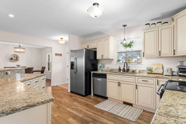 1865 Morningside Falls Boulevard, Blue Eye, MO 65611