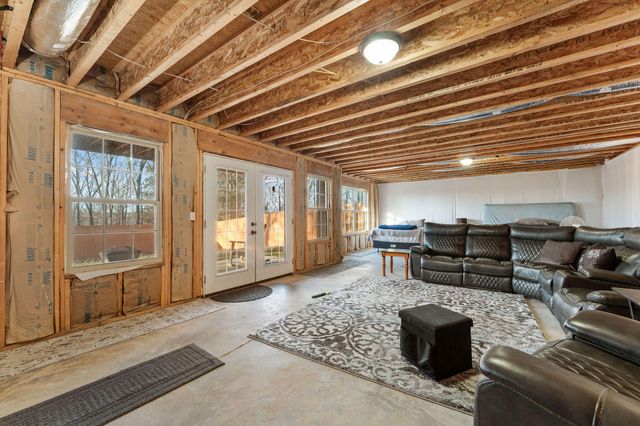 1865 Morningside Falls Boulevard, Blue Eye, MO 65611