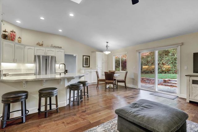 151 Holbrooke way, Grass Valley, CA 95945