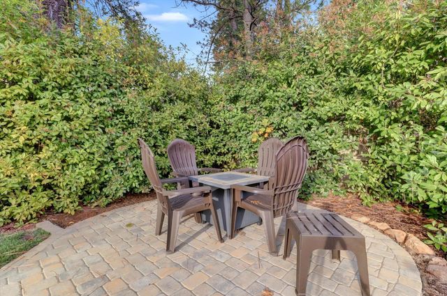 151 Holbrooke way, Grass Valley, CA 95945