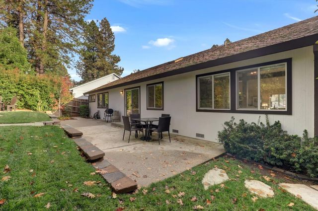 151 Holbrooke way, Grass Valley, CA 95945