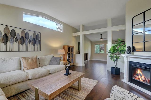 151 Holbrooke way, Grass Valley, CA 95945