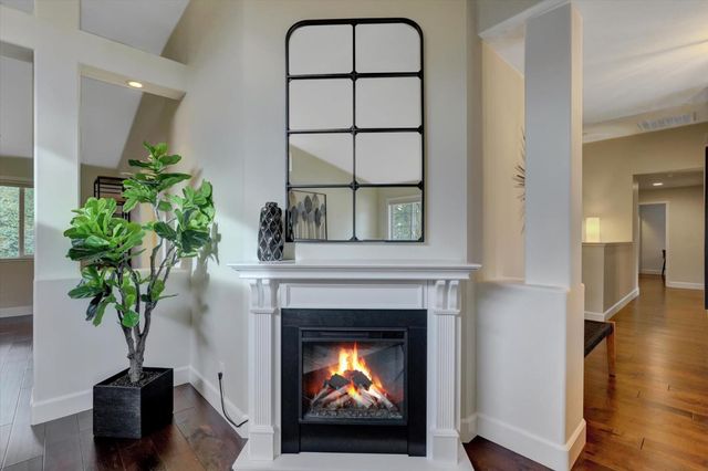 151 Holbrooke way, Grass Valley, CA 95945