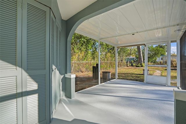 4400 13TH AVENUE N, St Petersburg, FL 33713