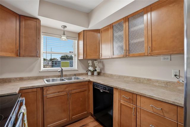 4400 13TH AVENUE N, St Petersburg, FL 33713