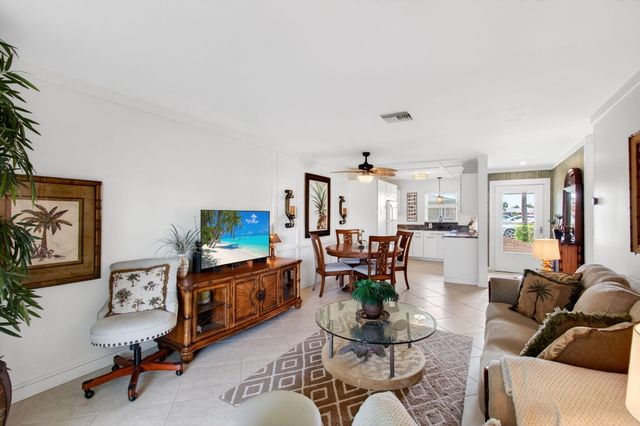 2533 Dudley Dr W Unit E, West Palm Beach, FL 33415