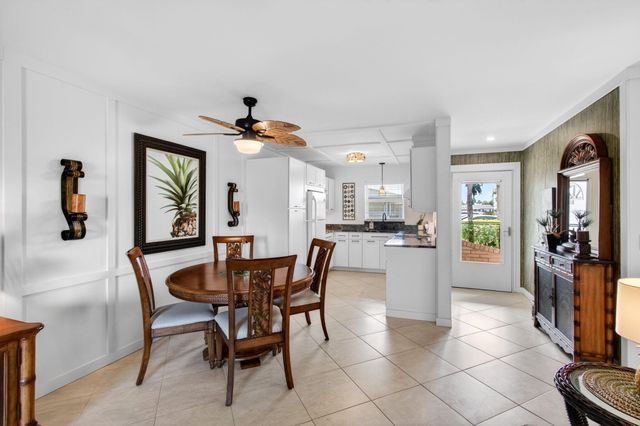 2533 Dudley Dr W Unit E, West Palm Beach, FL 33415