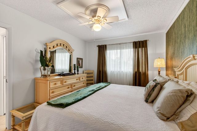 2533 Dudley Dr W Unit E, West Palm Beach, FL 33415