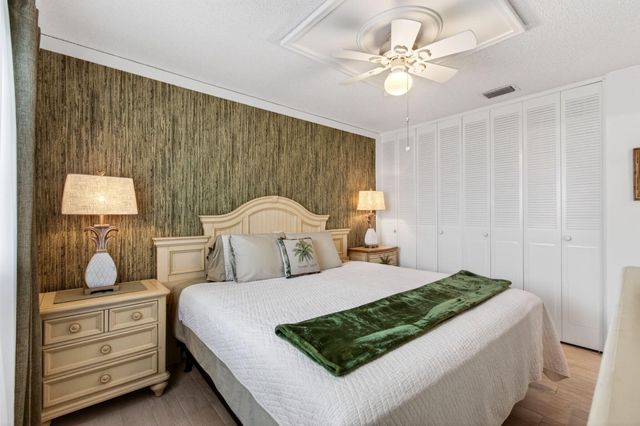 2533 Dudley Dr W Unit E, West Palm Beach, FL 33415