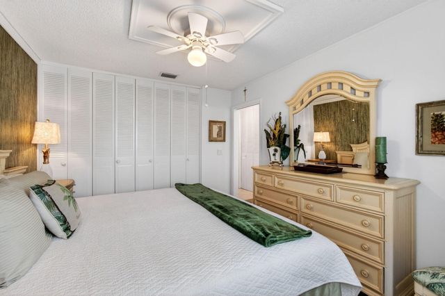 2533 Dudley Dr W Unit E, West Palm Beach, FL 33415